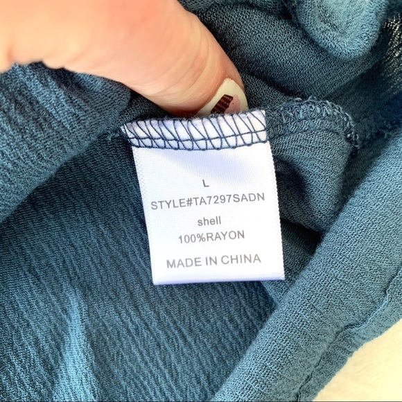 Francesca’s Shirt - Picture 9 of 14